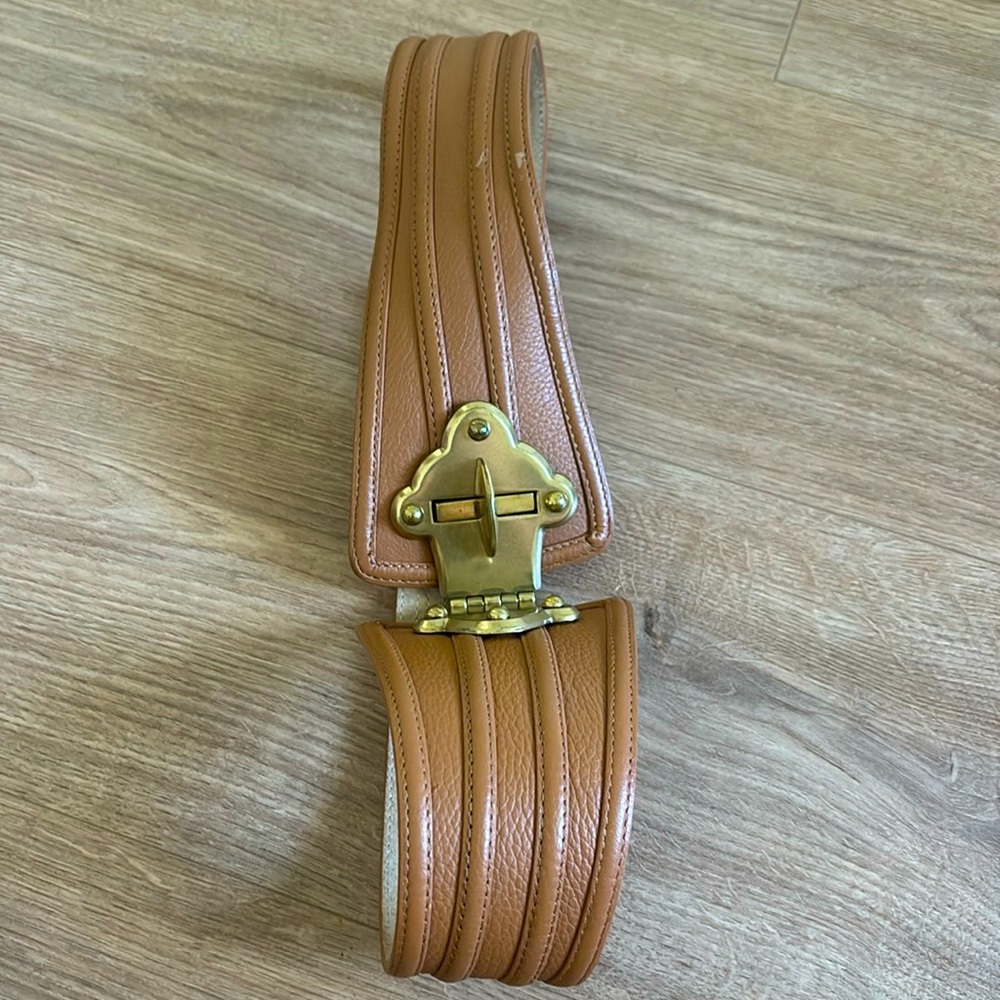 Leather belt